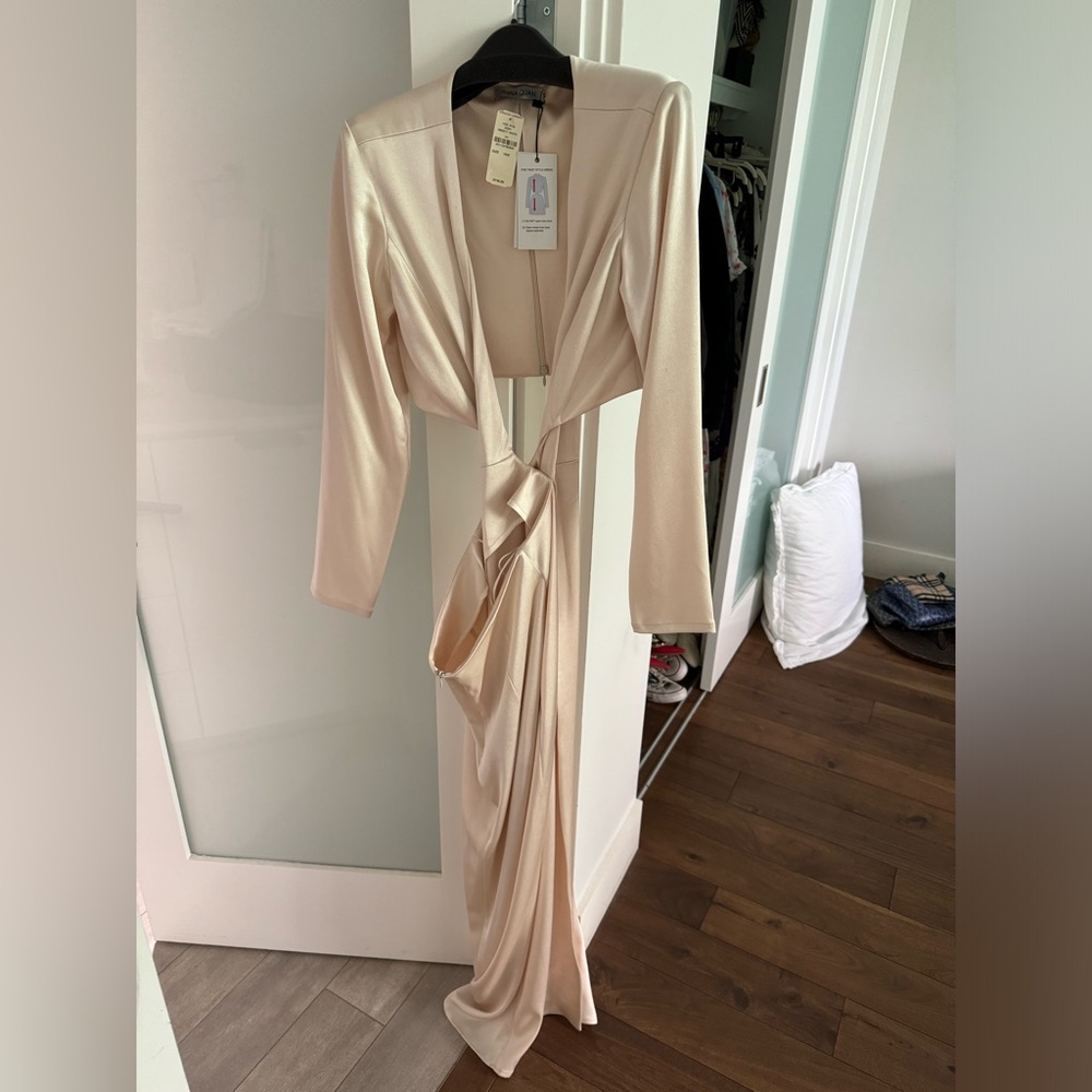 NWT Anna Quan Ivory Silk Twist Cut Out Dress Gown